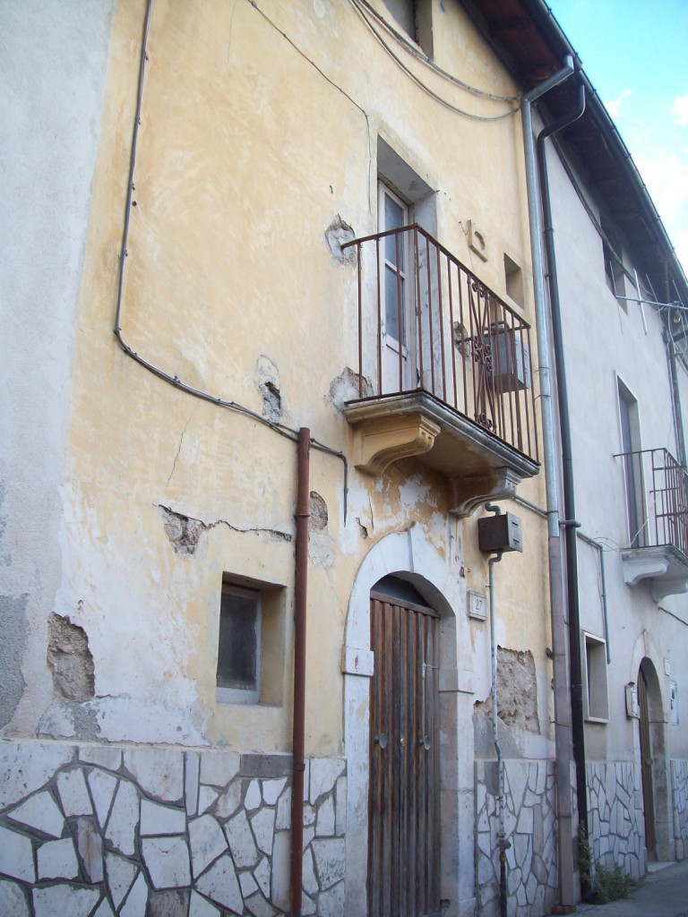 Cielo-terra su tre livelli | Sulmona - Via Montesanto